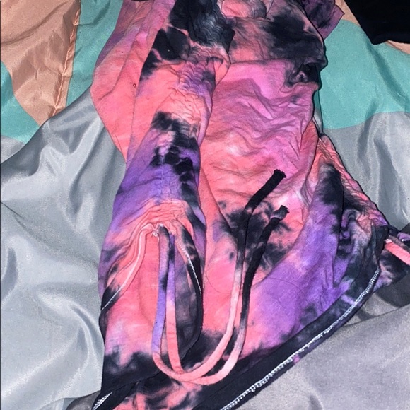 PINK t-shirt - Picture 2 of 2